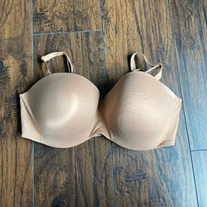 VS 38DDD Convertible Strapless Bra